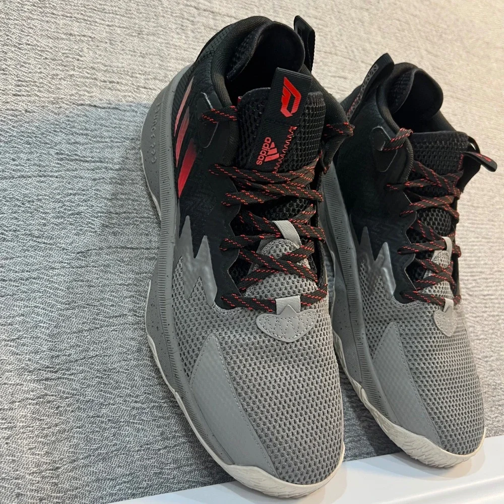 Adidas Dame 8 Bridge City Basketball Sneakers Shoes Mens 10.5 Grey‎ Red Athletic